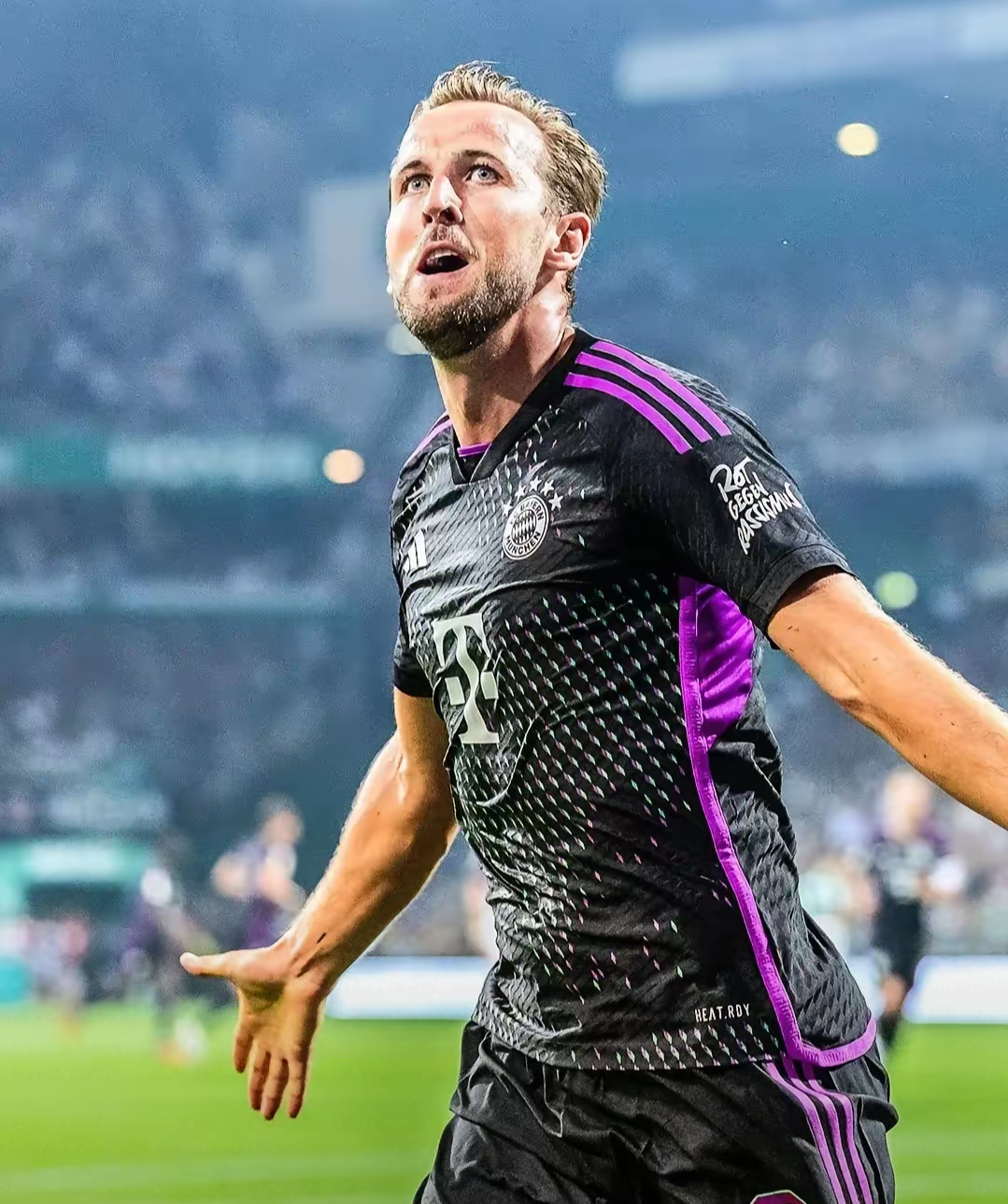 开云体育凯恩连续二十场比赛得分超过爆冷，雄鹿不断突破！