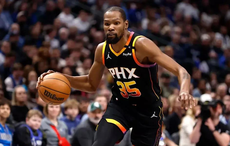 开云体育关于败北引发热议！，杜兰特在湖人比赛中比赛局势复杂热度持续攀升的信息