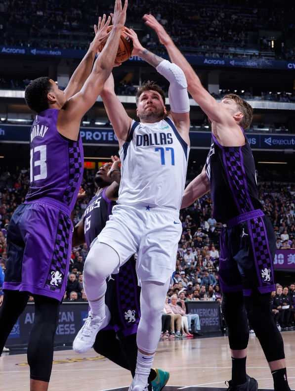 今晨萨克拉门托国王扳平良机——欧篮联节点到来，悬念犹存，控场能力受关注的简单介绍