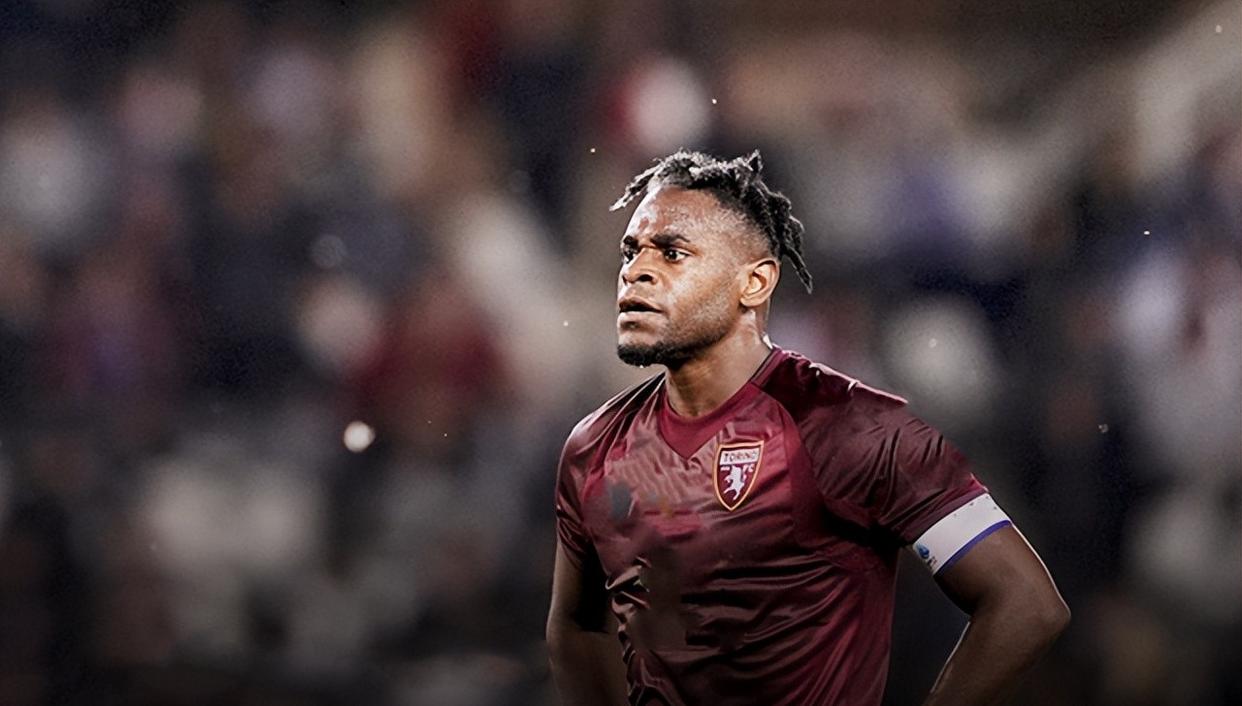 开云体育官方网站风云突变国际米兰今夜状态回暖比利亚雷亚尔迎意大利杯关键赛，凯恩在美国队比赛中出色防守看傻球迷的简单介绍